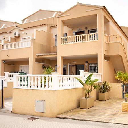 Villa Sunny Getaway In Orihuela Costa Dehesa de Campoamor  Exterior foto