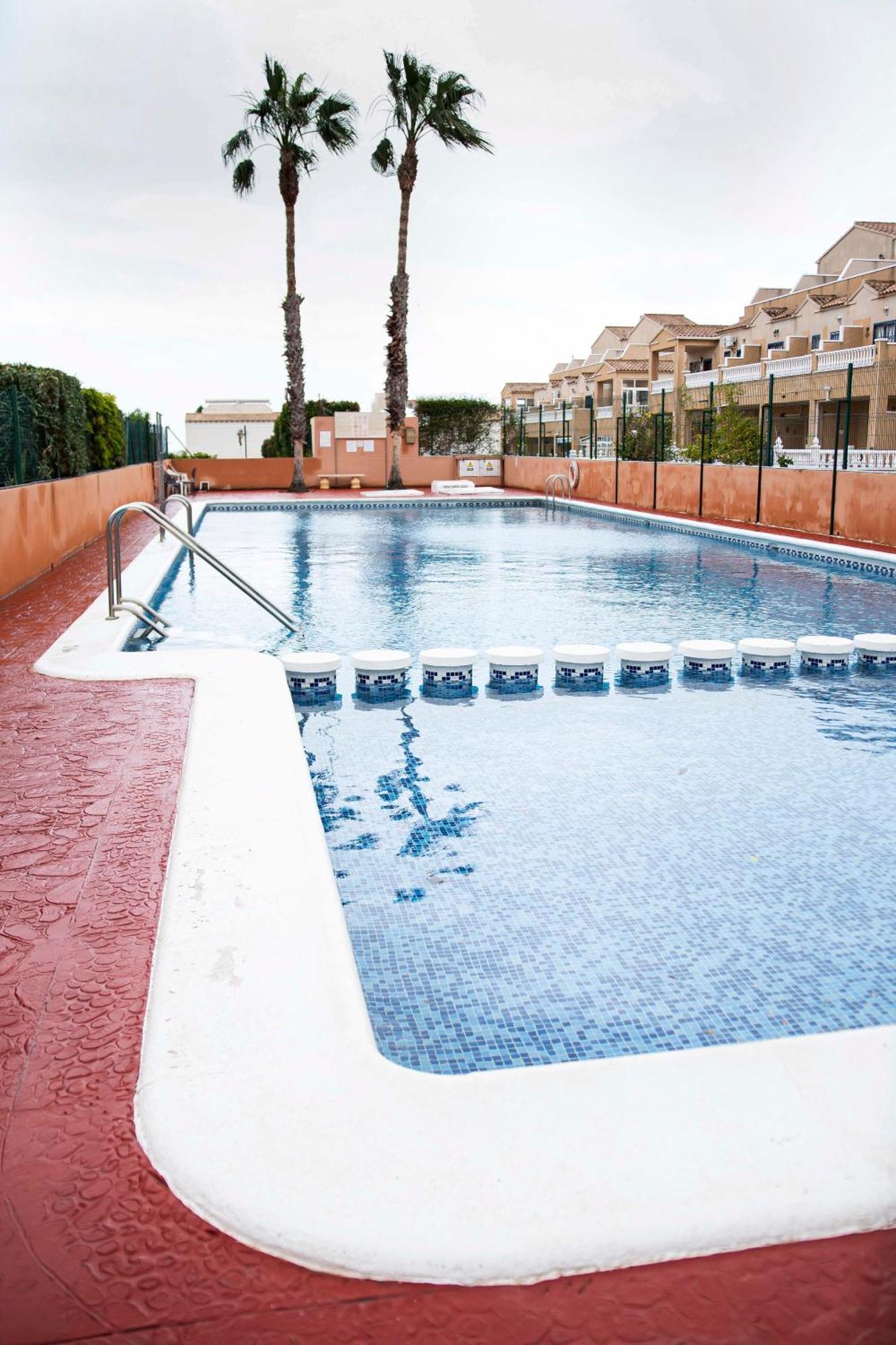 Villa Sunny Getaway In Orihuela Costa Dehesa de Campoamor  Exterior foto